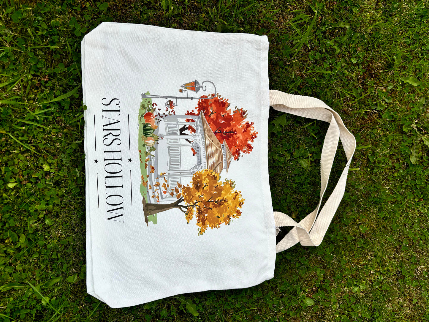 Stars Hollow Gazebo Tote Bag